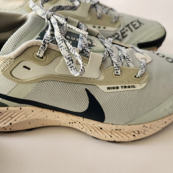 Nike Pegasus Trail 3 GORE-TEX Seafoam Sneakers - Picture 2 of 16